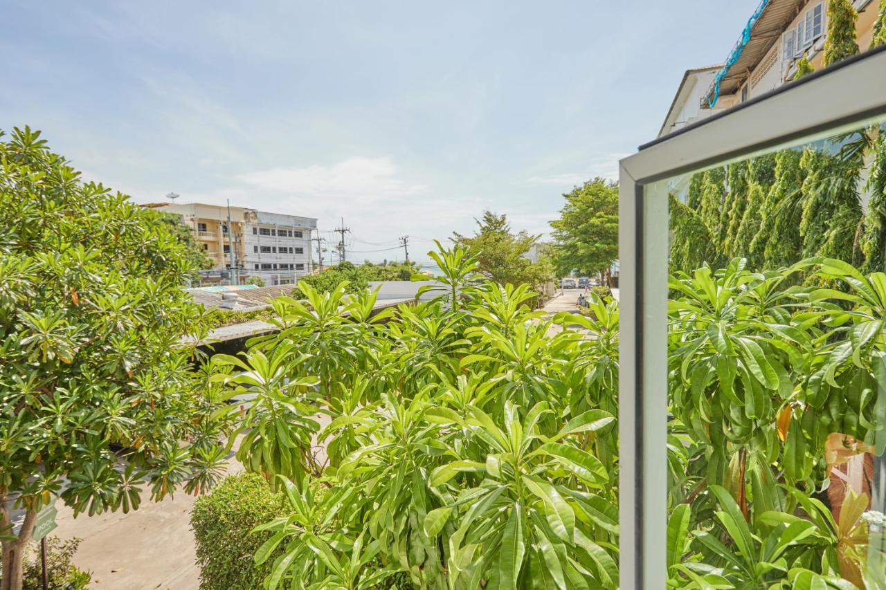 Talay Hotel And Villa Cha-Am Bagian luar foto