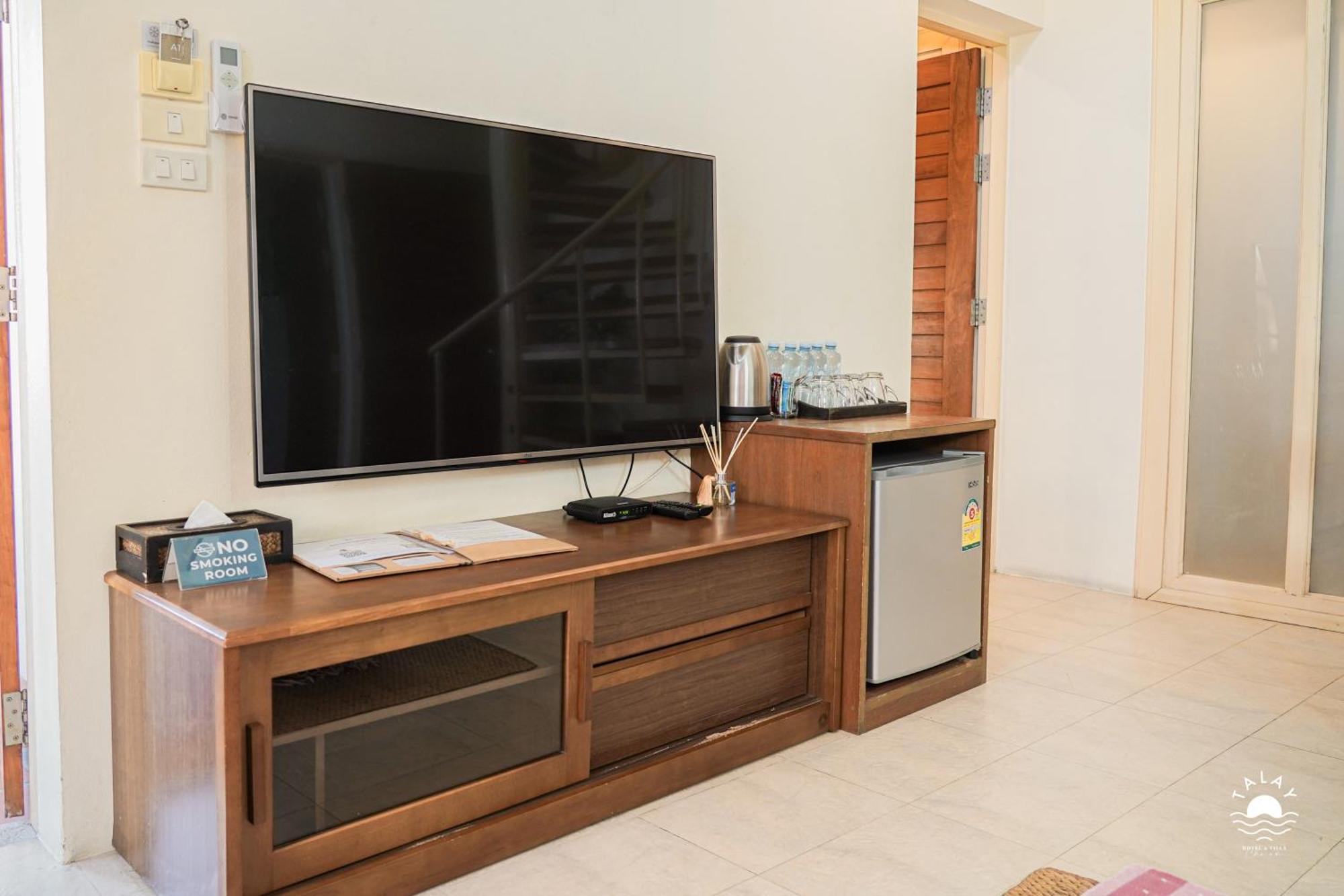 Talay Hotel And Villa Cha-Am Bagian luar foto