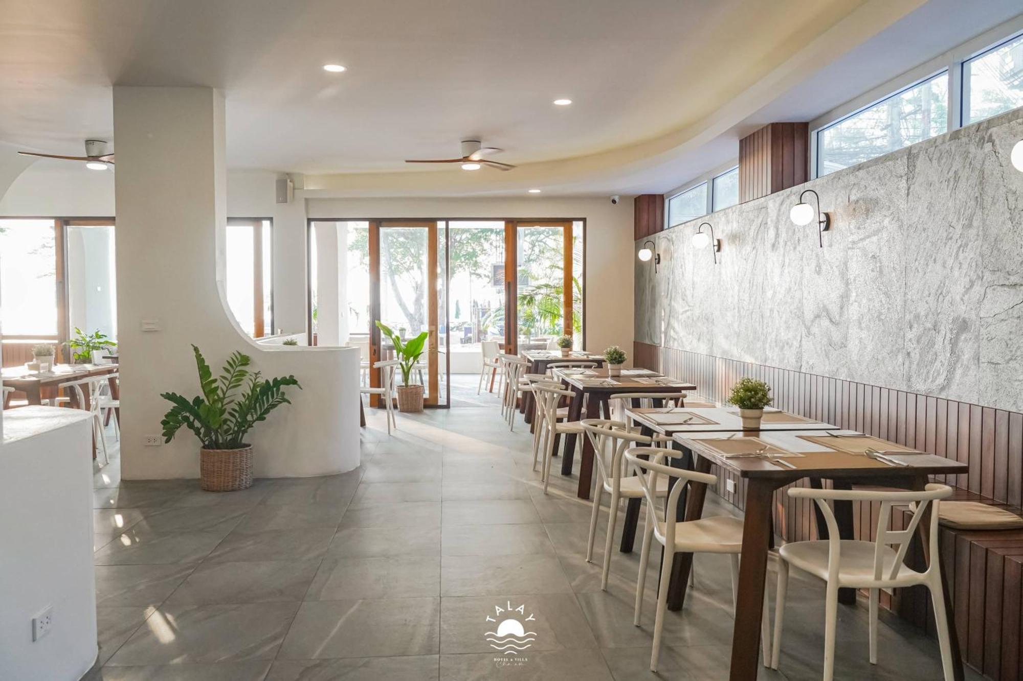 Talay Hotel And Villa Cha-Am Bagian luar foto