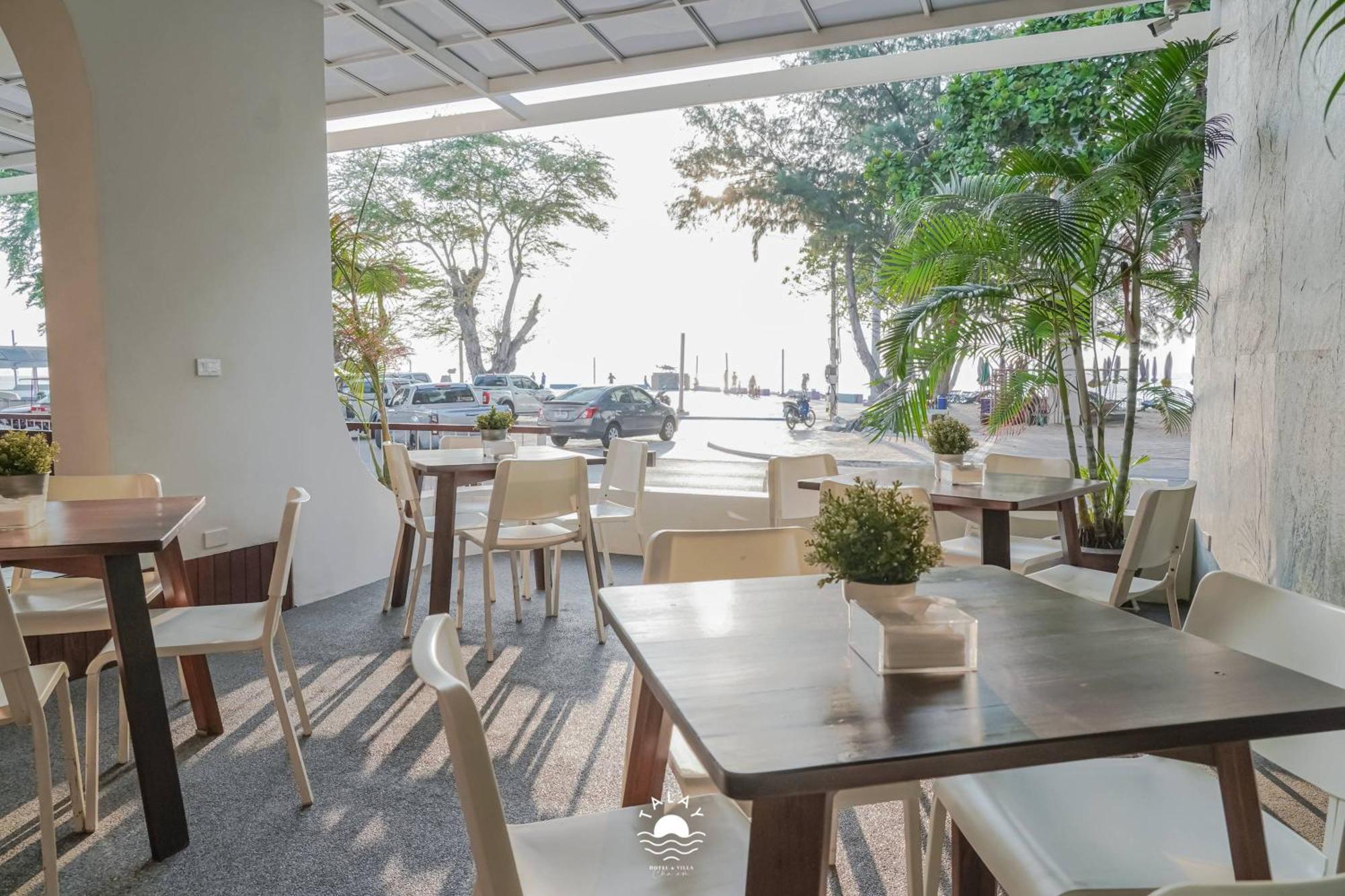Talay Hotel And Villa Cha-Am Bagian luar foto