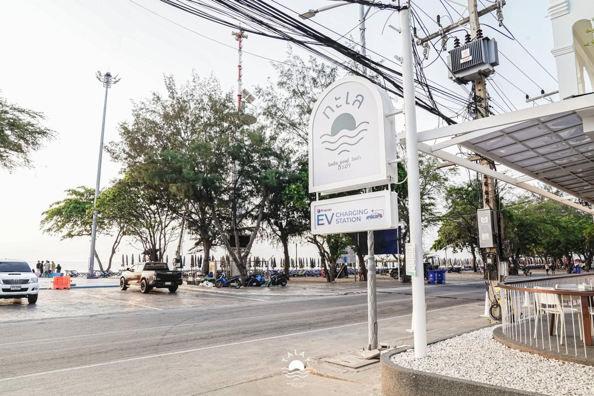 Talay Hotel And Villa Cha-Am Bagian luar foto