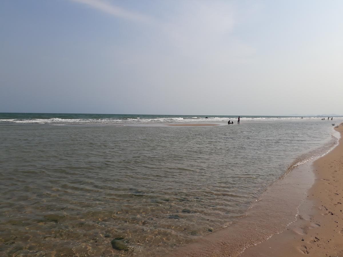 Talay Hotel And Villa Cha-Am Bagian luar foto