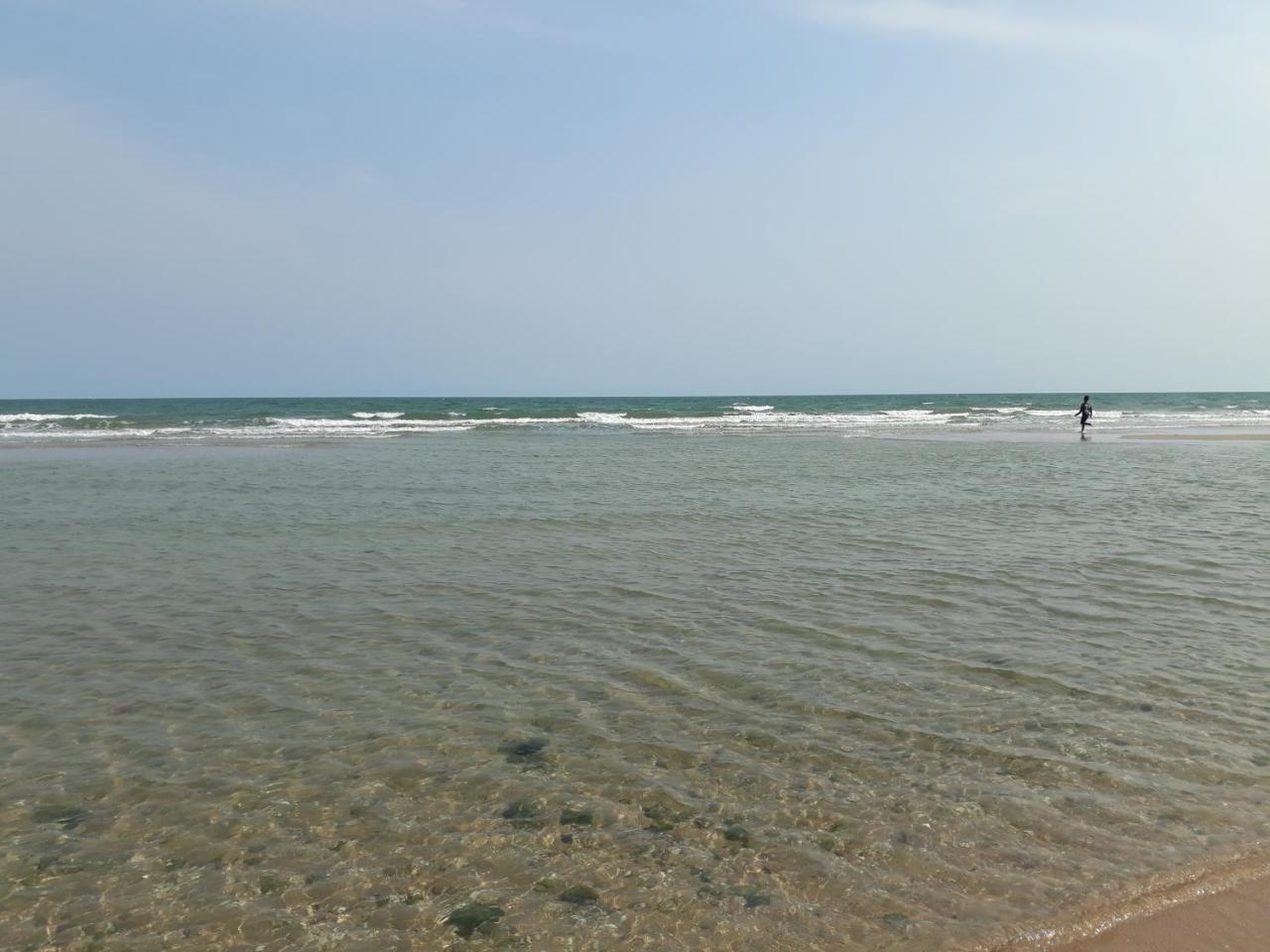 Talay Hotel And Villa Cha-Am Bagian luar foto